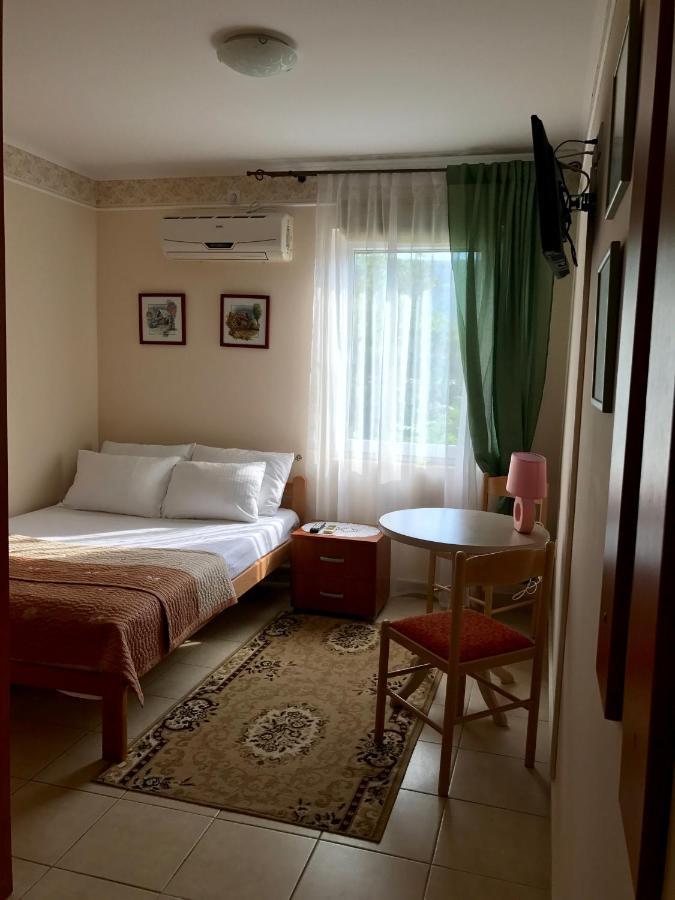 Villa Alla Bed And Breakfast Herceg Novi Exteriér fotografie