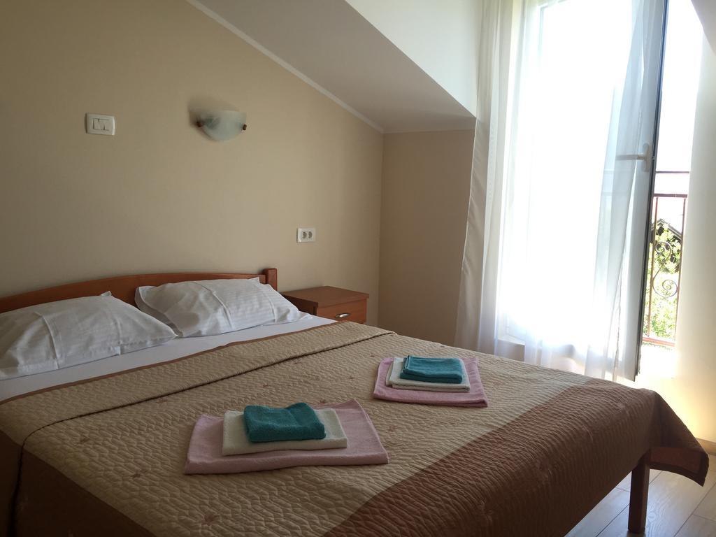 Villa Alla Bed And Breakfast Herceg Novi Exteriér fotografie