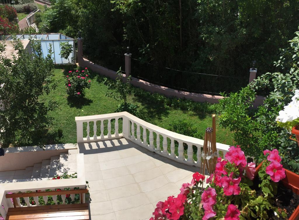 Villa Alla Bed And Breakfast Herceg Novi Exteriér fotografie