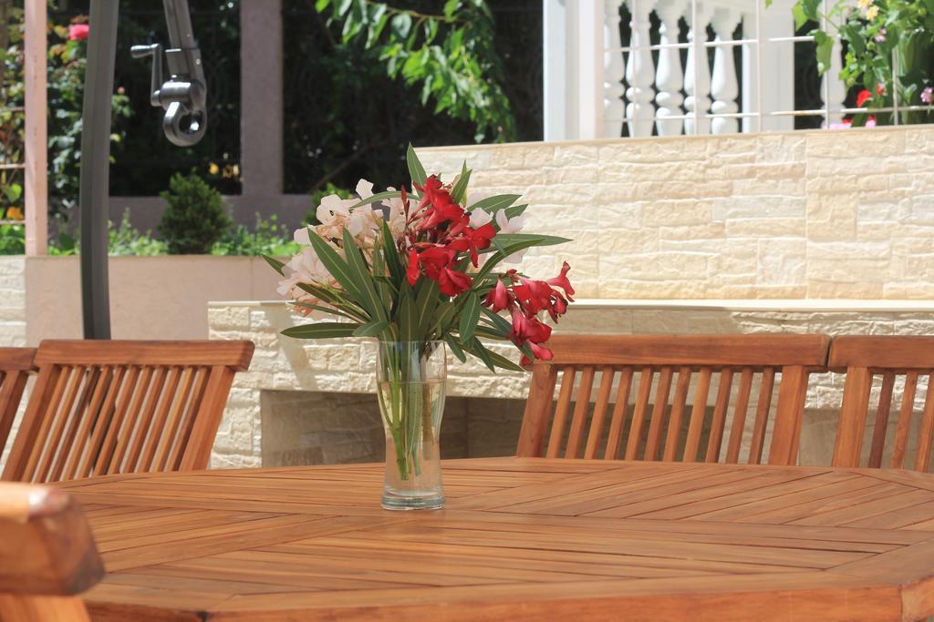 Villa Alla Bed And Breakfast Herceg Novi Exteriér fotografie