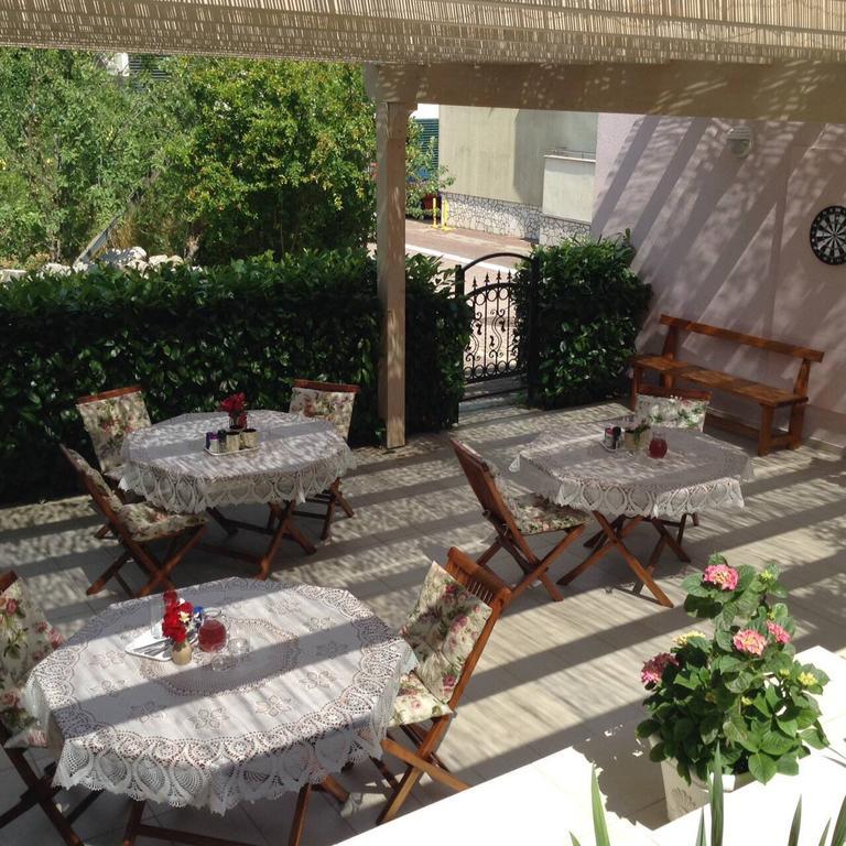 Villa Alla Bed And Breakfast Herceg Novi Exteriér fotografie