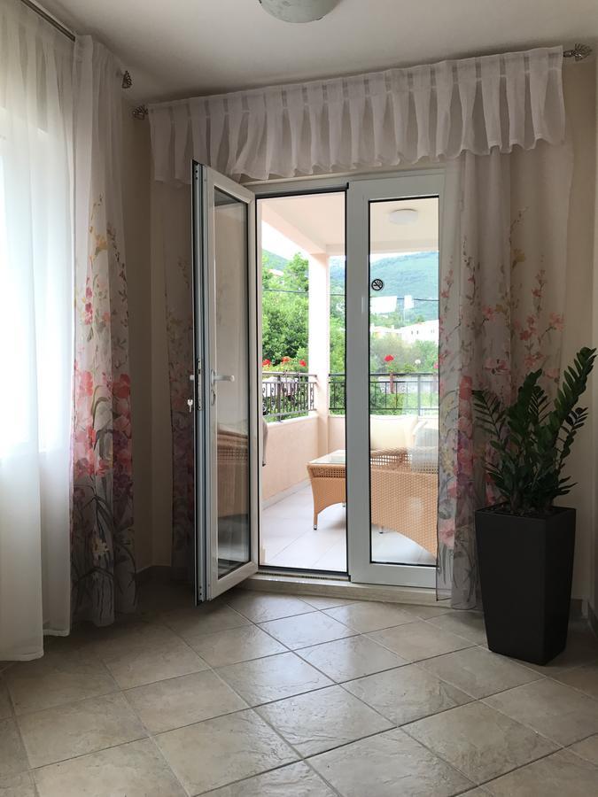 Villa Alla Bed And Breakfast Herceg Novi Exteriér fotografie