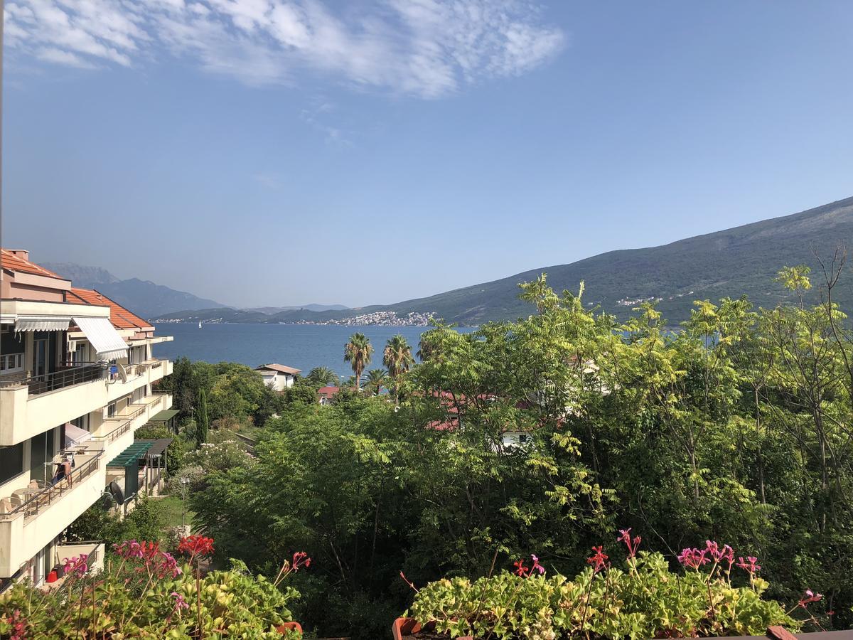Villa Alla Bed And Breakfast Herceg Novi Exteriér fotografie